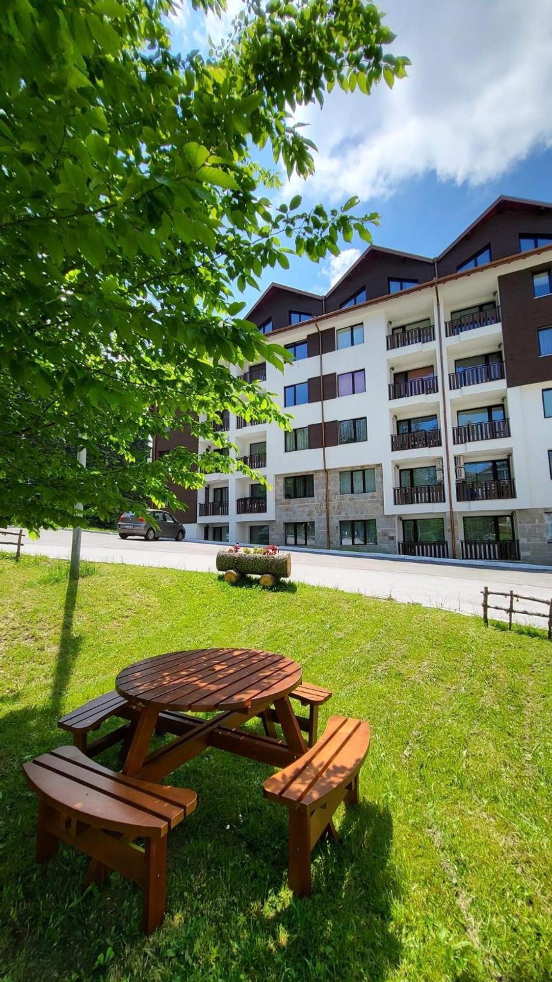 Pm Services Borovets Garden Apartments Экстерьер фото